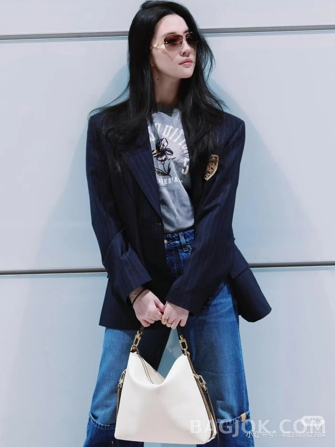 루이비통 루이비통 스트라이프 엠블럼 블레이저 상세 이미지