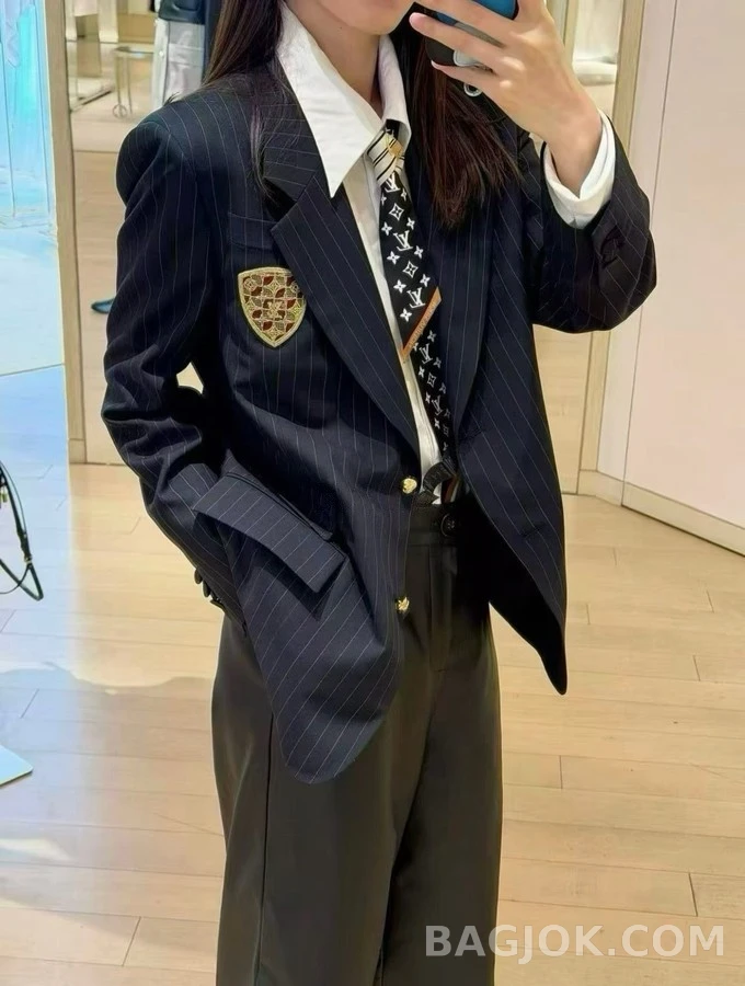 루이비통 루이비통 스트라이프 엠블럼 블레이저 상세 이미지