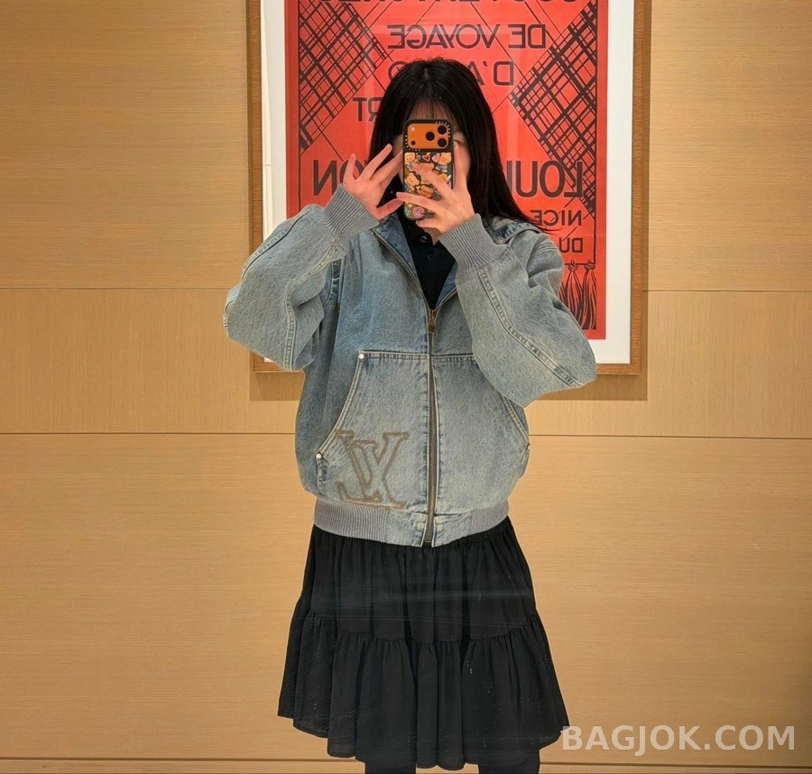 루이비통 루이비통 신상 스티치 로고 후드 데님 재킷 상세 이미지