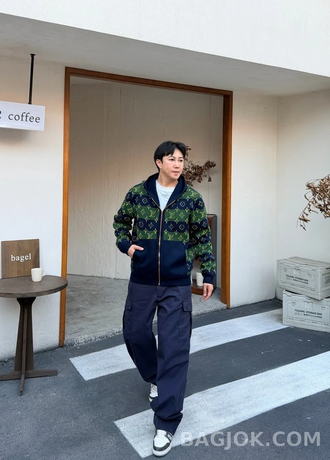 루이비통 루이비통 양면 착용 양모 혼방 집업 후드 상세 이미지