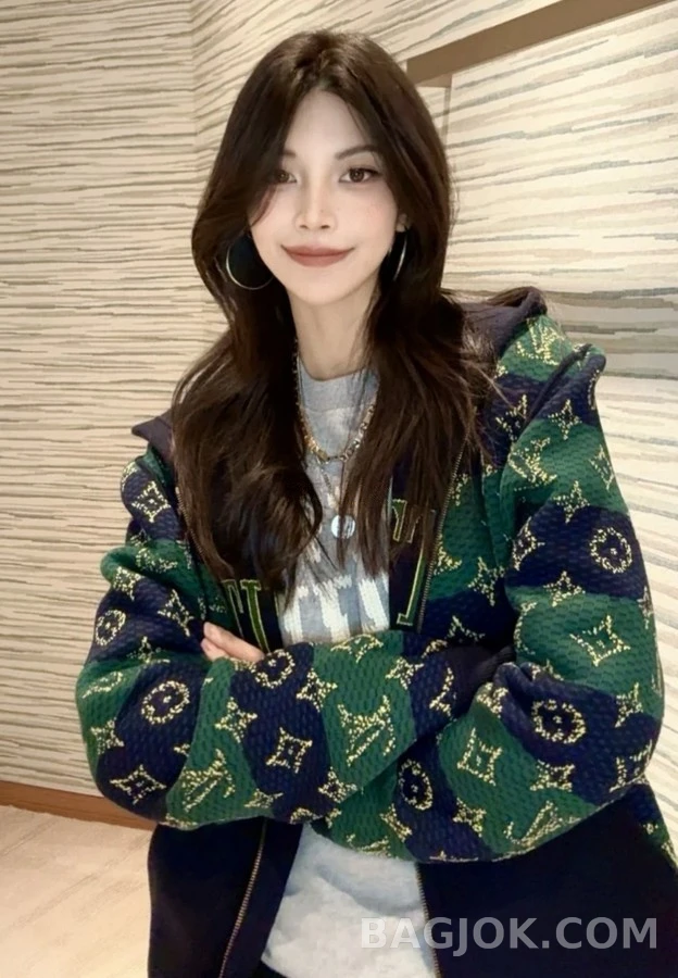 루이비통 루이비통 양면 착용 양모 혼방 집업 후드 상세 이미지