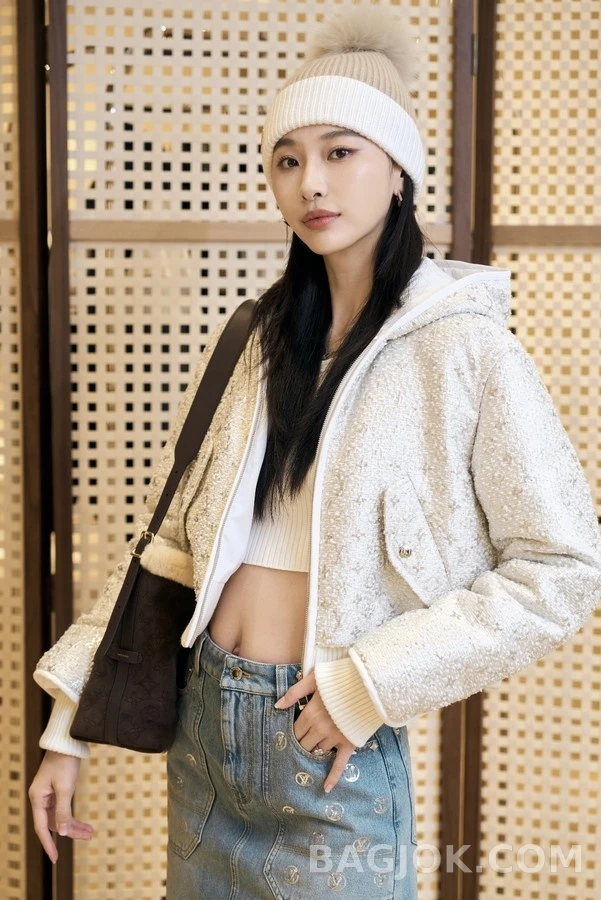 루이비통 루이비통 은빛 모노그램 트위드 후드 집업 상세 이미지