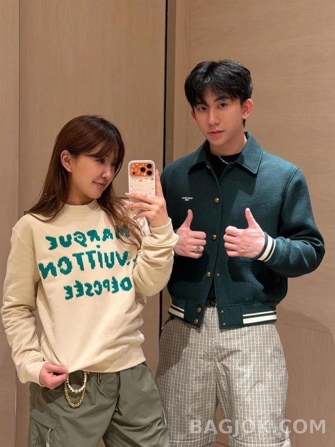 루이비통 루이비통 자수 레터링 맨투맨 상세 이미지