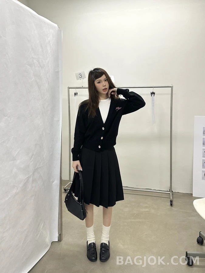 루이비통 루이비통 자수 보석 가디건 상세 이미지