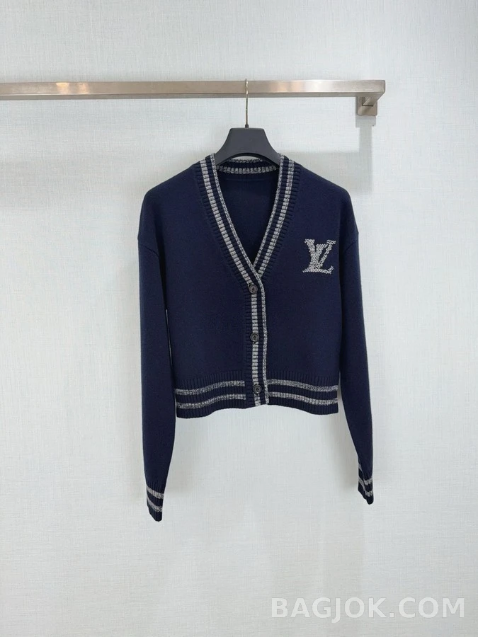 루이비통 루이비통 자수 V넥 가디건 상세 이미지