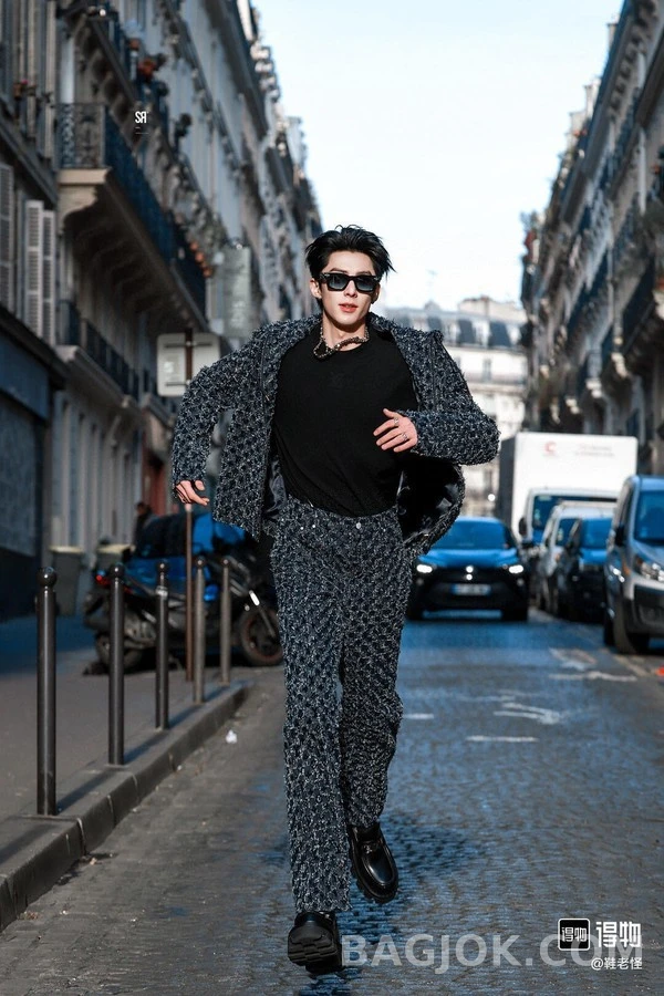 루이비통 루이비통 자카드 레더 패치 후드 자켓 상세 이미지