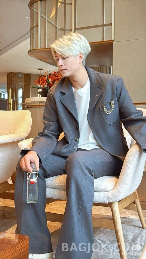 루이비통 루이비통 진주 플라워 체인 블레이저 상세 이미지
