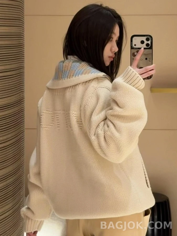 루이비통 루이비통 체크넥 인타샤 니트 가디건 상세 이미지