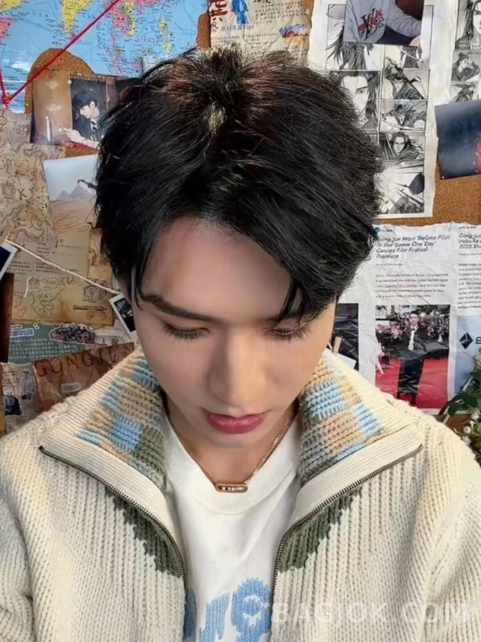 루이비통 루이비통 체크넥 인타샤 니트 가디건 상세 이미지