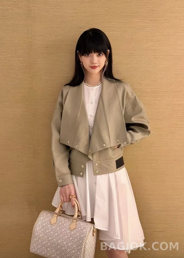 루이비통 루이비통 카키색 오버핏 자켓 상세 이미지