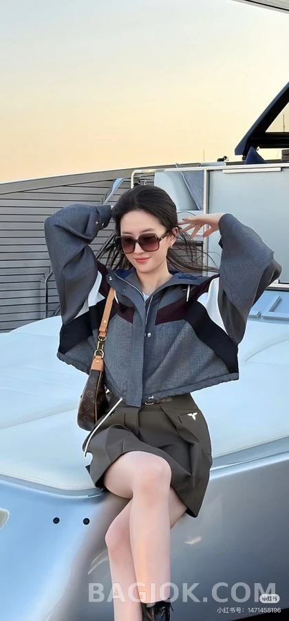 루이비통 루이비통 컬러블록 후드 재킷 상세 이미지
