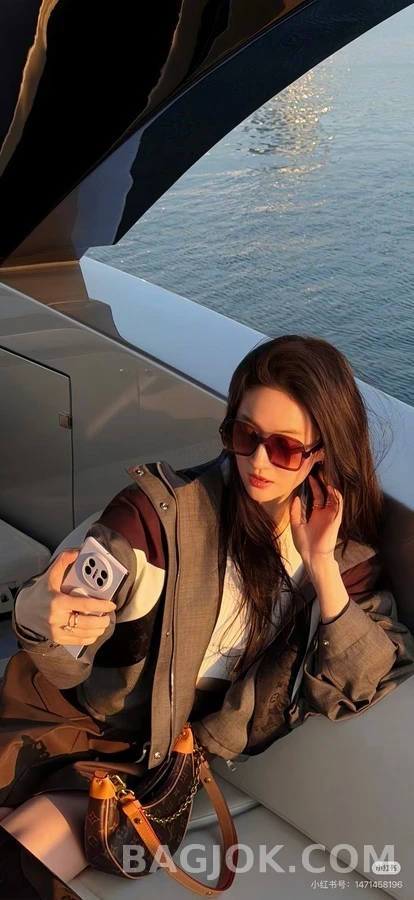 루이비통 루이비통 컬러블록 후드 재킷 상세 이미지