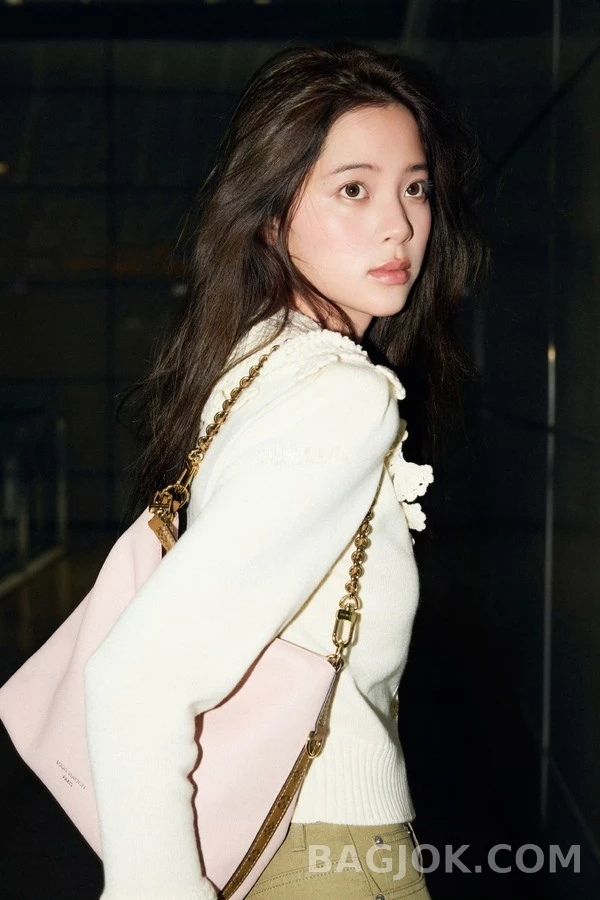 루이비통 루이비통 크로셰 러플 칼라 가디건 상세 이미지