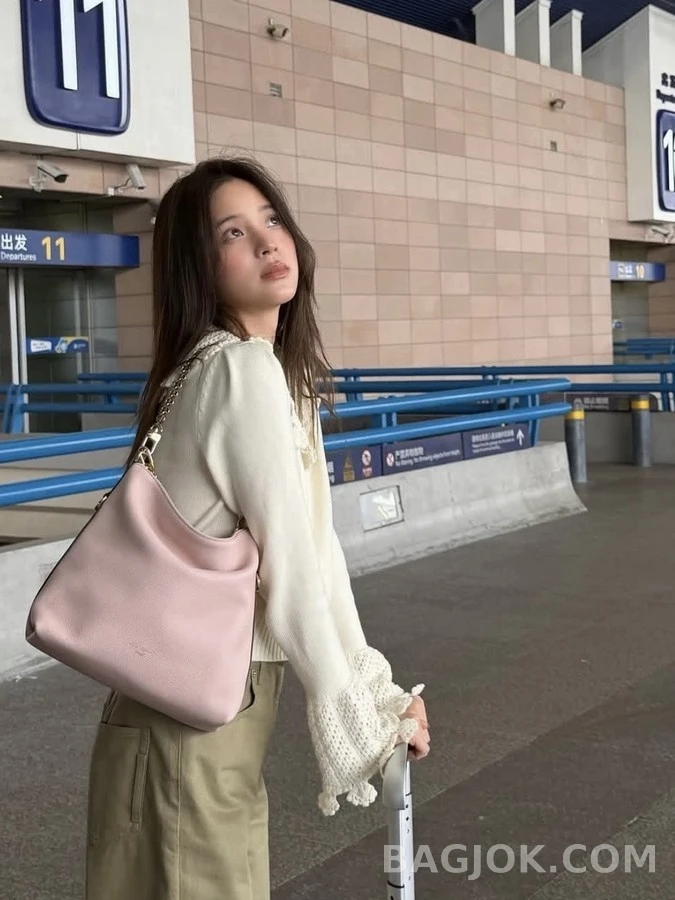 루이비통 루이비통 크로셰 러플 칼라 가디건 상세 이미지