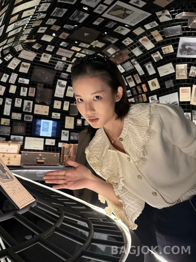 루이비통 루이비통 크로셰 러플 칼라 가디건 상세 이미지
