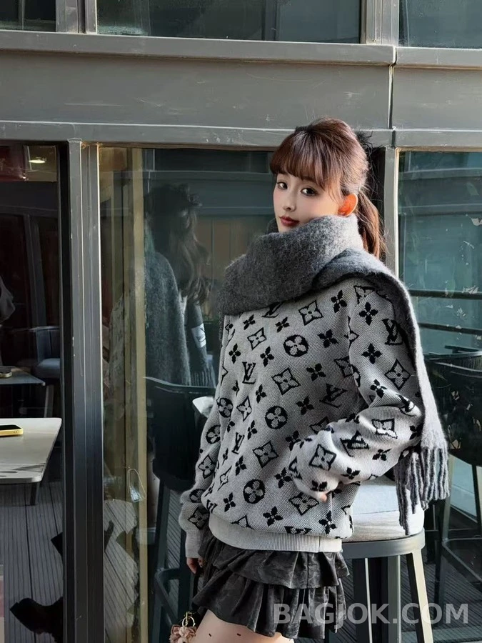 루이비통 루이비통 클래식 모노그램 니트 스웨터 상세 이미지