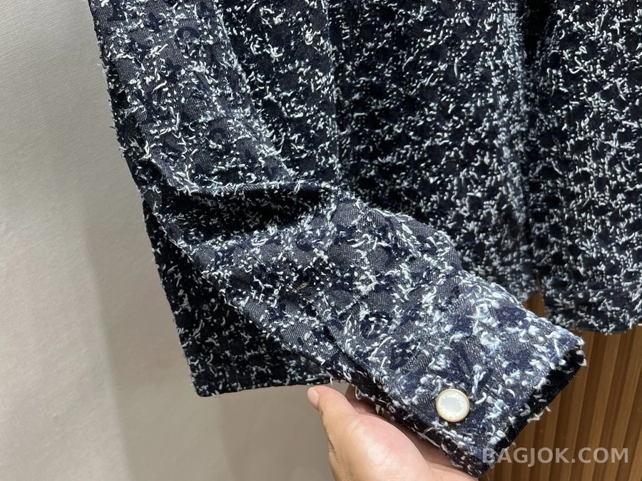 루이비통 루이비통 텍스처 후드 자켓 상세 이미지