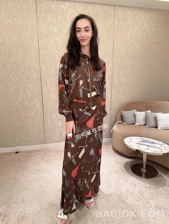 루이비통 루이비통 파이트 모드 키 패턴 롱 스커트 상세 이미지