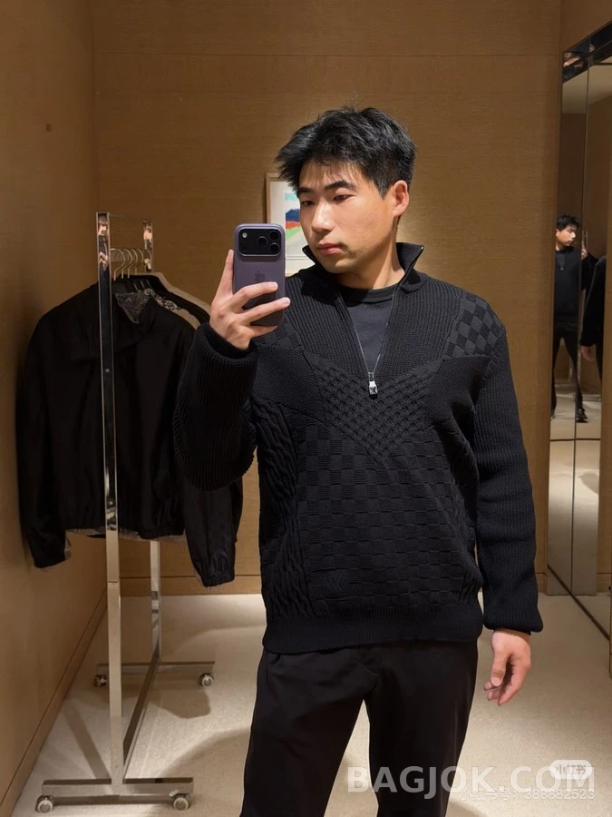 루이비통 루이비통 패턴 하프집 니트 상세 이미지