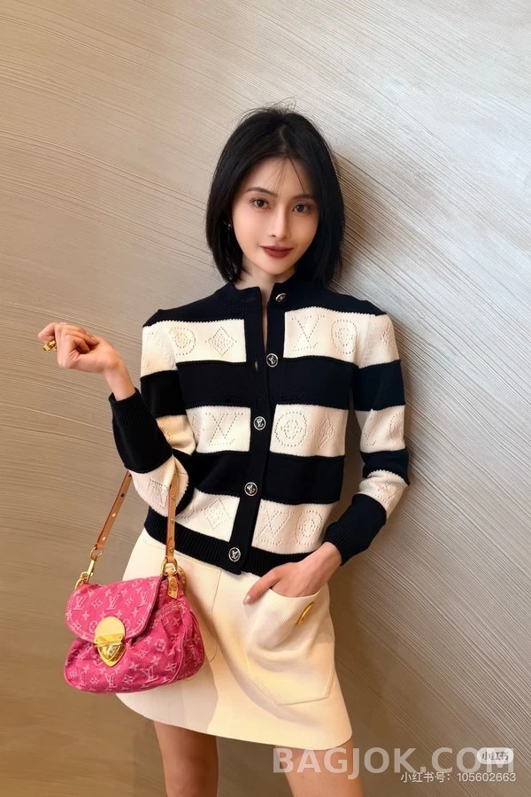 루이비통 루이비통 펀칭 모노그램 스트라이프 가디건 상세 이미지
