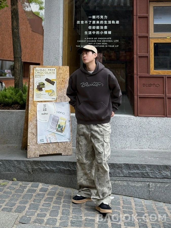 루이비통 루이비통 펄 장식 연결된 후드티 상세 이미지