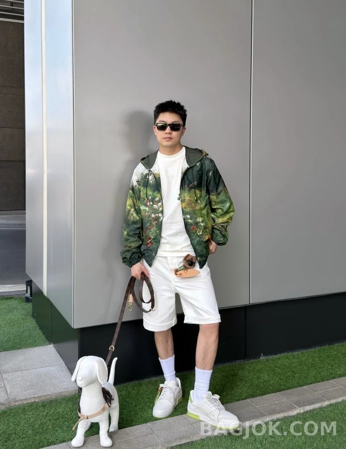루이비통 루이비통 플라워 프린트 후드 집업 상세 이미지