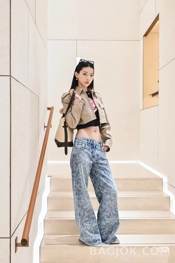 루이비통 루이비통 항해 패턴 와이드 데님 팬츠 상세 이미지