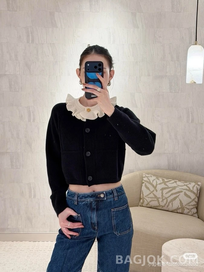 루이비통 루이비통 흑백 러플 카라 니트 가디건 상세 이미지