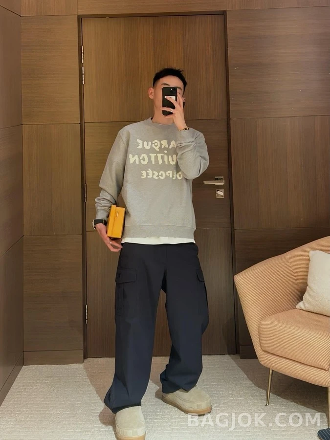 루이비통 루이비통 Marque L.Vuitton Déposée 자수 맨투맨 상세 이미지