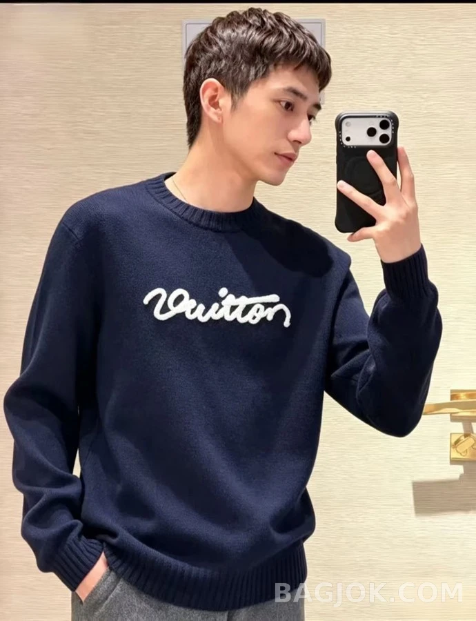 루이비통 루이비통 Vuitton 레터링 라운드넥 니트 상세 이미지
