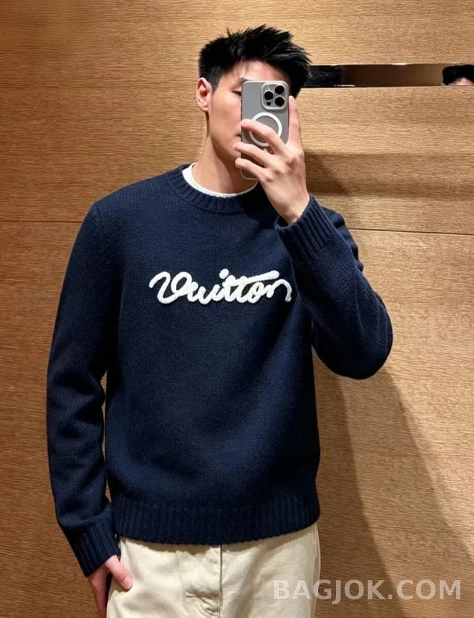 루이비통 루이비통 Vuitton 레터링 라운드넥 니트 상세 이미지