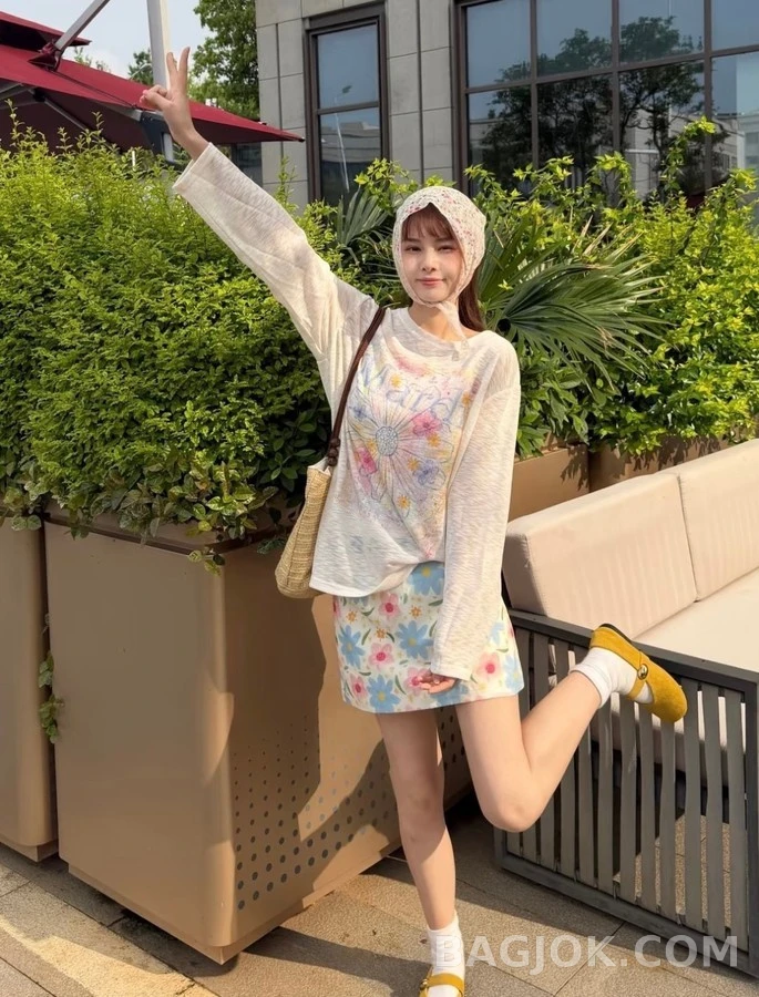 마르니 마르니 수채화 데이지 긴팔 티셔츠 상세 이미지