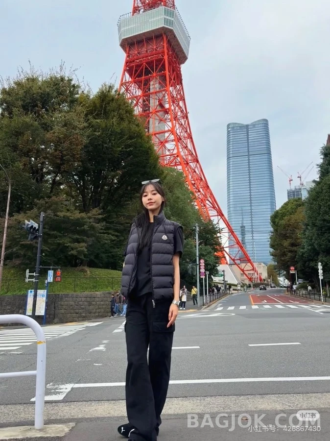 몽클레어 몽클레어 다운 조끼 상세 이미지