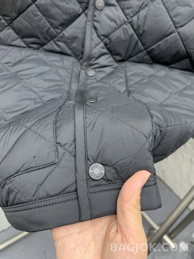 몽클레어 몽클레어 다이아몬드 퀼팅 패딩 베스트 상세 이미지
