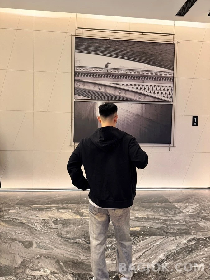 몽클레어 몽클레어 로고 자수 풀집업 후드 상세 이미지
