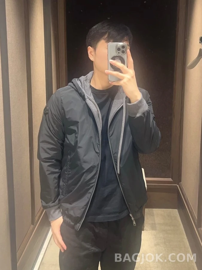 몽클레어 몽클레어 리버서블 후드 집업 자켓 상세 이미지