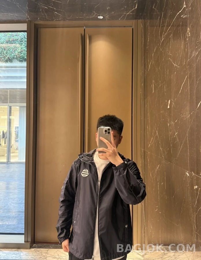 몽클레어 몽클레어 모나이 후드 자켓 상세 이미지