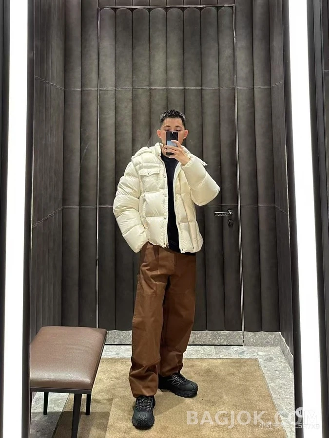 몽클레어 몽클레어 세르판토 후드 패딩 상세 이미지