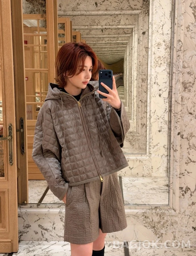 몽클레어 몽클레어 퀼팅 후드 케이프 패딩 상세 이미지