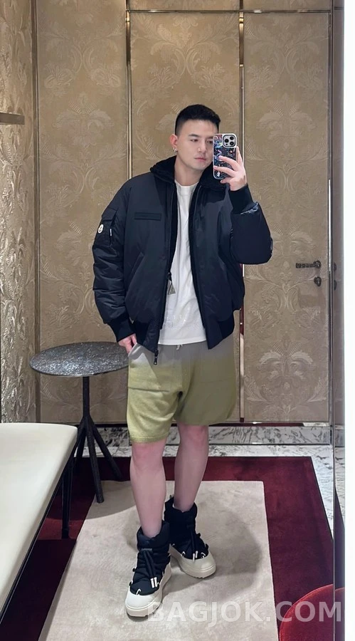 몽클레어 몽클레어 테디 퍼 칼라 양면 항공 패딩 상세 이미지