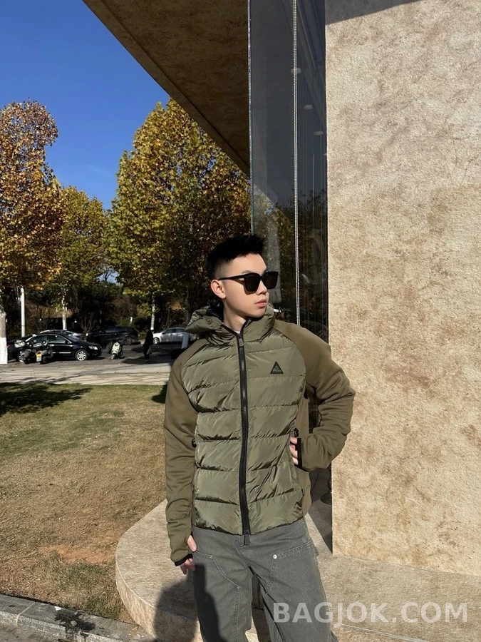 몽클레어 몽클레어 패치워크 다운 후드 집업 상세 이미지
