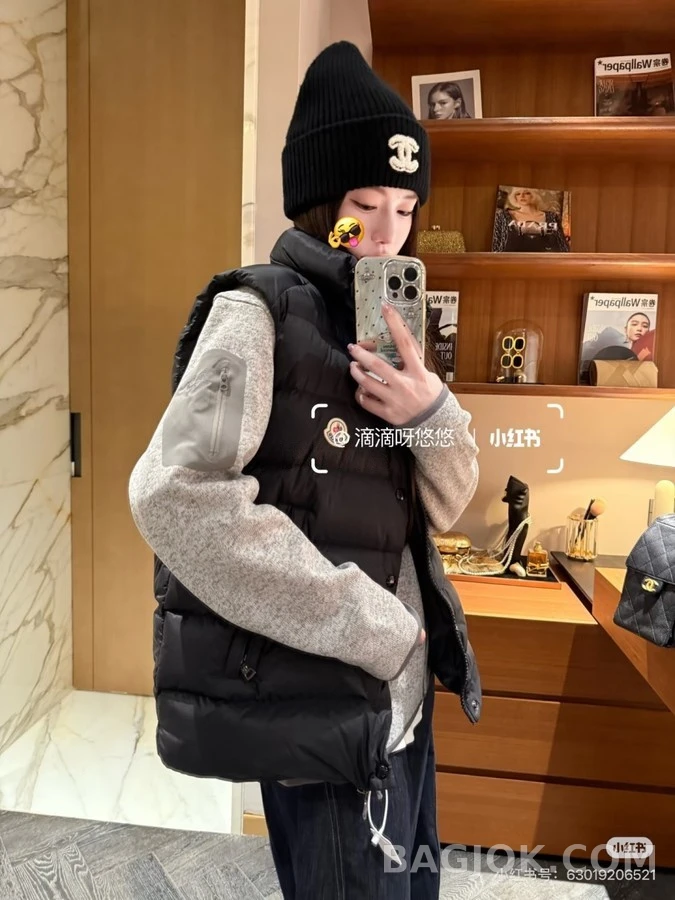 몽클레어 몽클레어 하이넥 패딩 베스트 상세 이미지