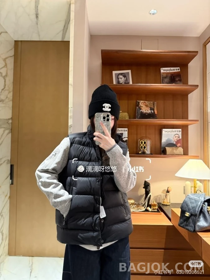 몽클레어 몽클레어 하이넥 패딩 베스트 상세 이미지