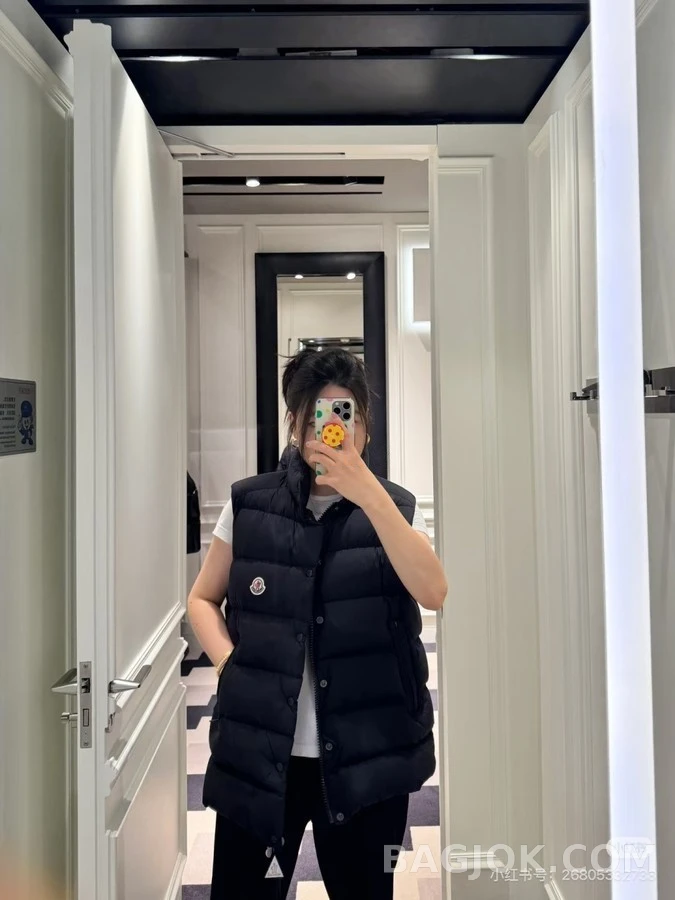 몽클레어 몽클레어 하이넥 패딩 베스트 상세 이미지