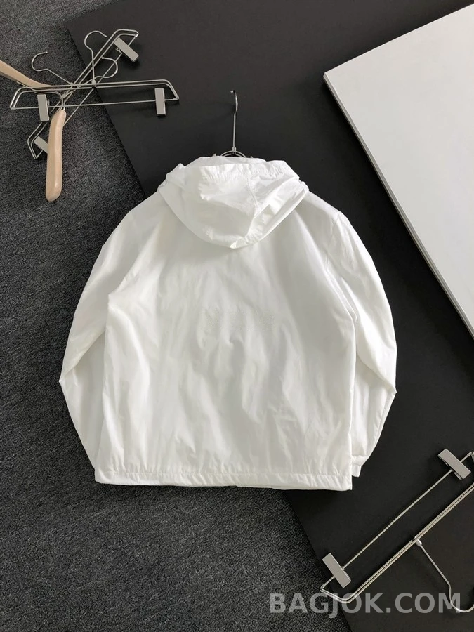 몽클레어 몽클레어 후드 바람막이 자켓 상세 이미지
