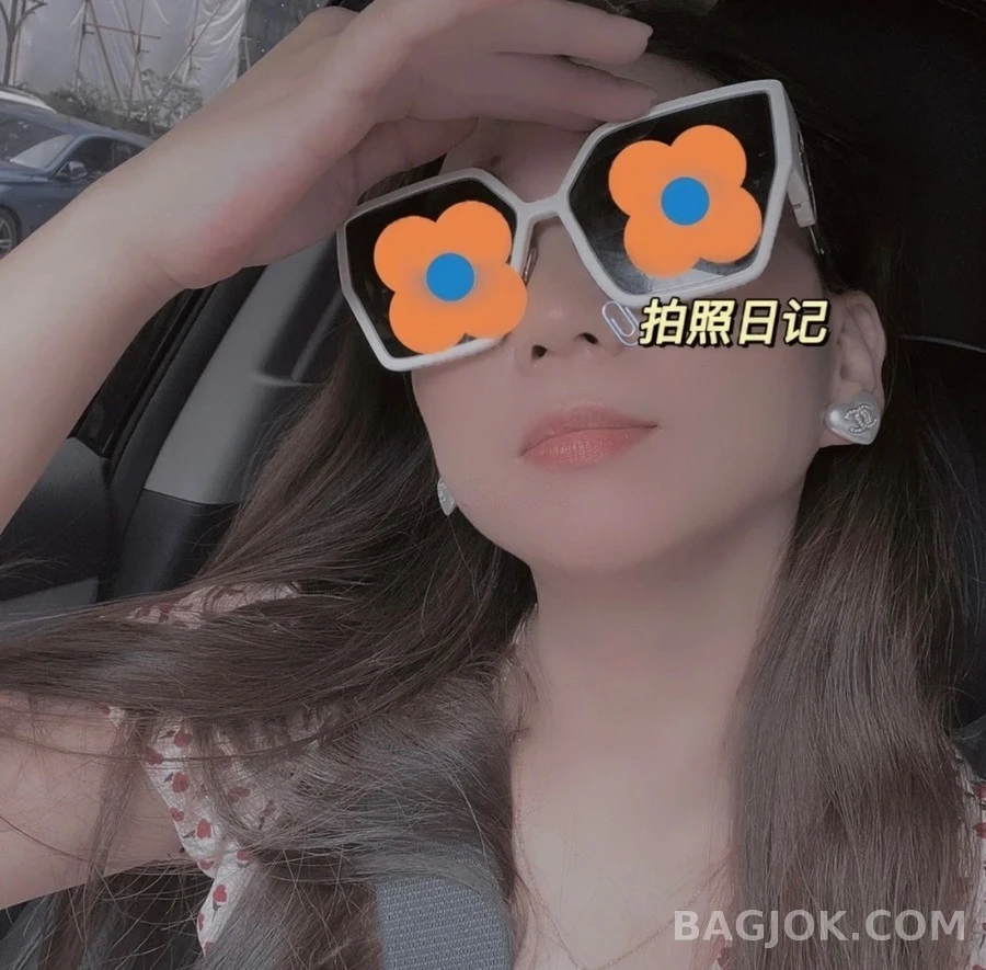 샤넬 샤넬 하트 크리스탈 귀걸이 상세 이미지