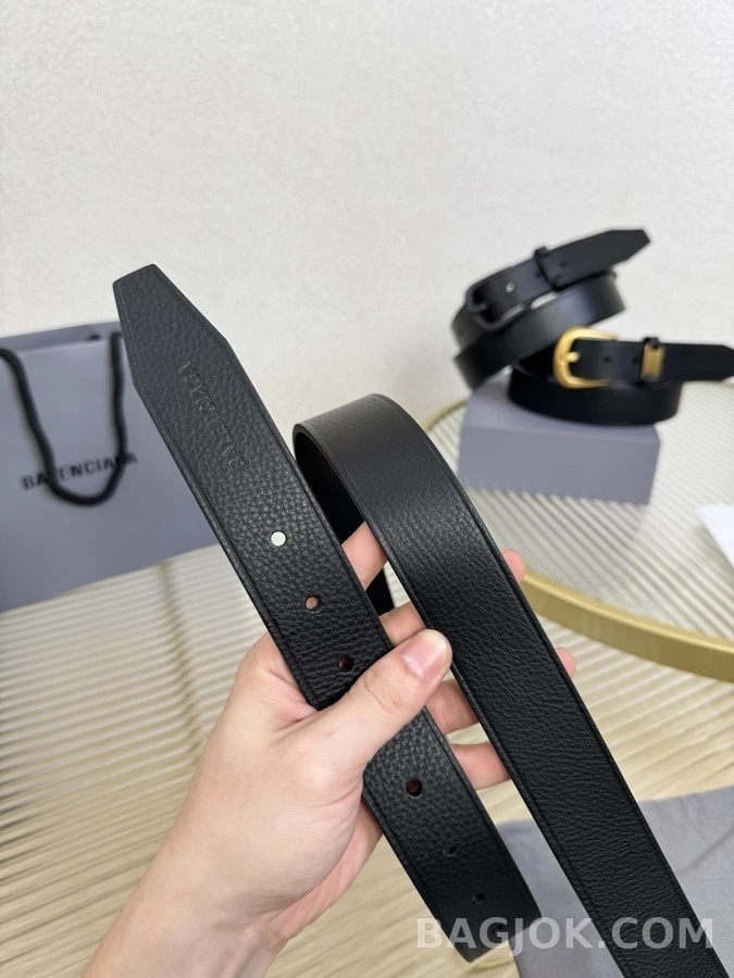 발렌시아가 발렌시아가 로고 플레이트 레더 벨트 상세 이미지