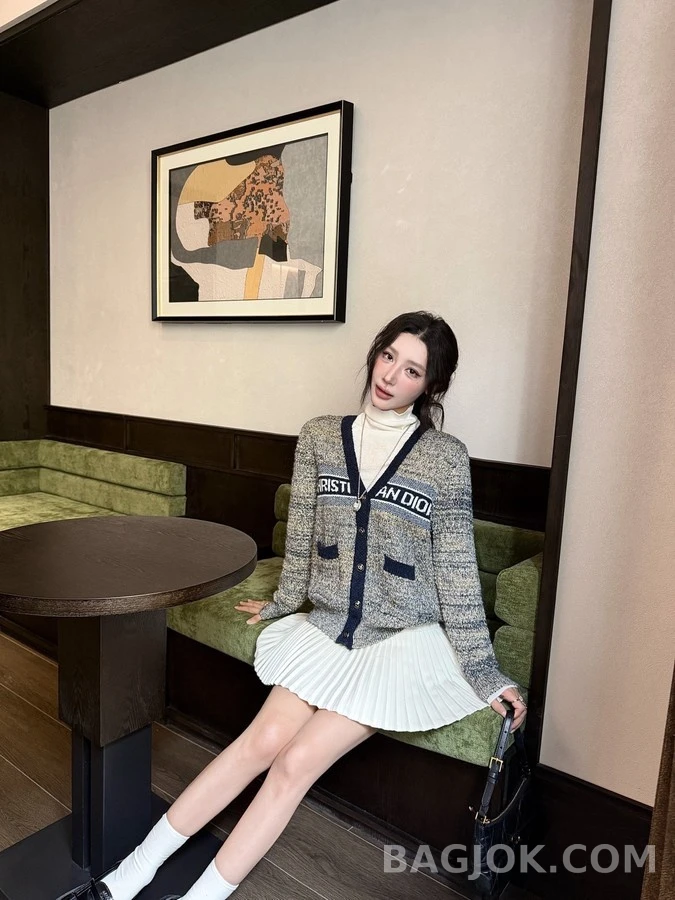 디올 디올 레터링 V넥 니트 가디건 상세 이미지
