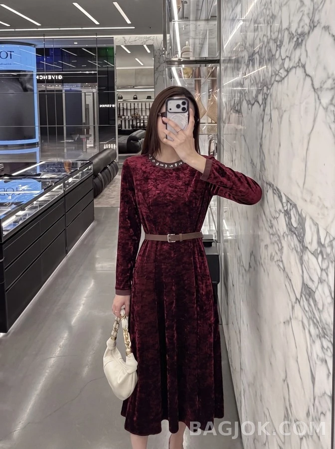 디올 디올 스터드 벨벳 롱 원피스 상세 이미지