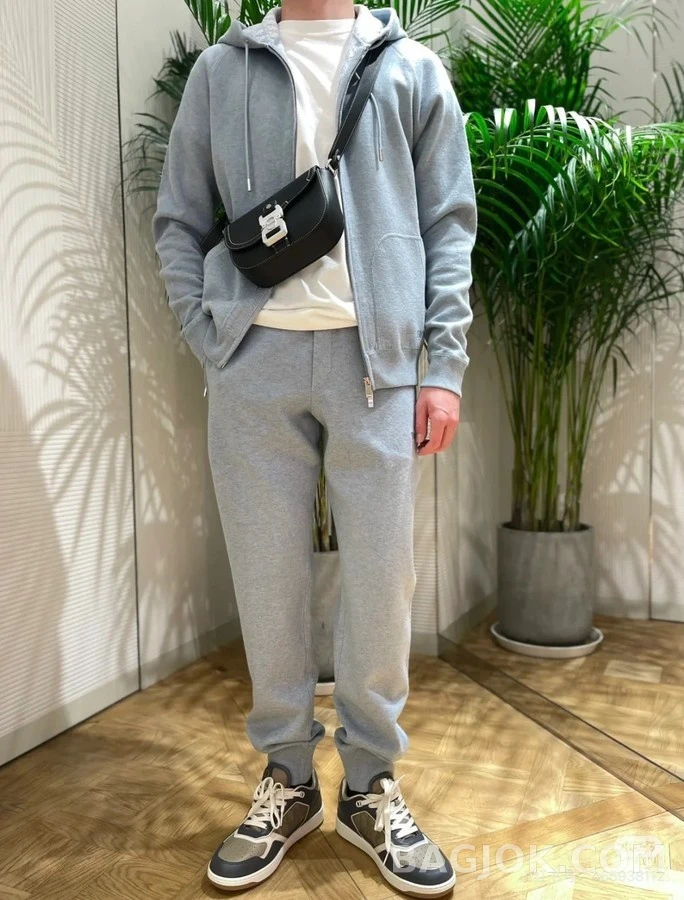 디올 디올 오블리크 패턴 후드 맨투맨 상세 이미지